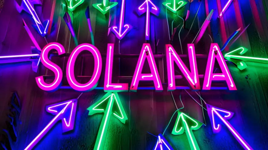 Solana Blockchain Suffers A Major Decline In Transaction Fees, What's Driving It?