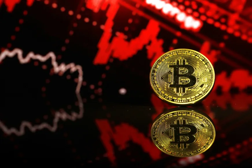 Why Did Bitcoin Price Fall Today? Analysts Explained and Shared What May Happen in the Coming Period