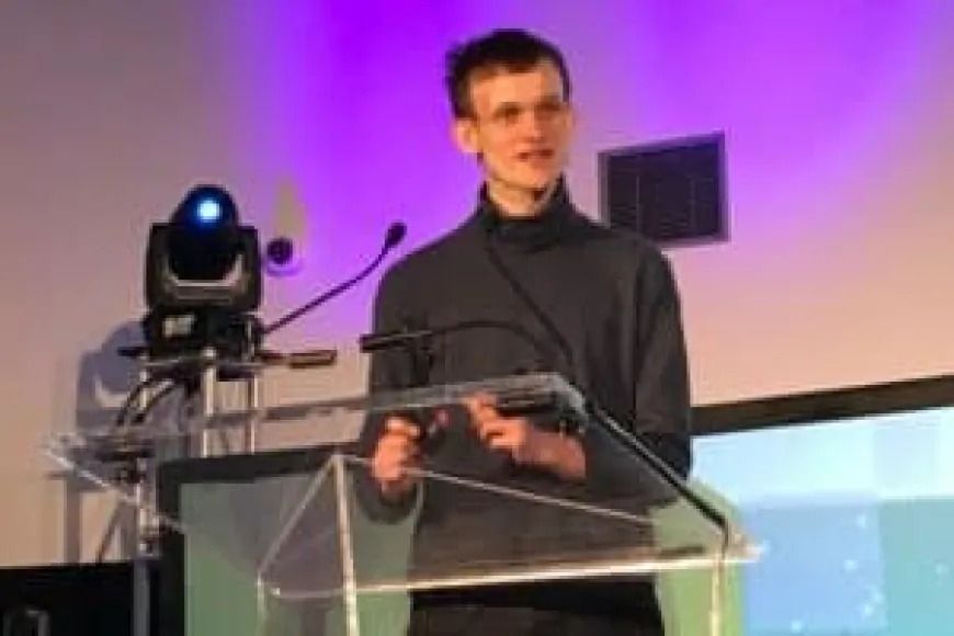 Vitalik Buterin sings at Token2049 and praises the low fees of Ethereum layer-2