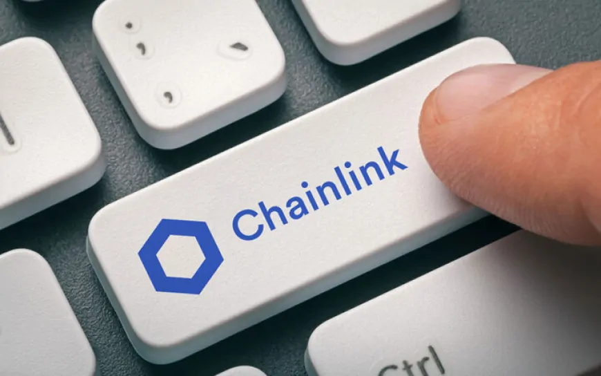 Chainlink Up 5% Now, LINK Price Signals Imminent Breakout amid Notable Strategic Partnerships and Adoption