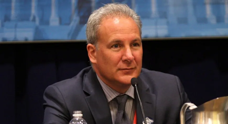 Peter Schiff Backs 'Bitcoin Jesus' Roger Ver's Motion To Dismiss Tax Evasion Charges