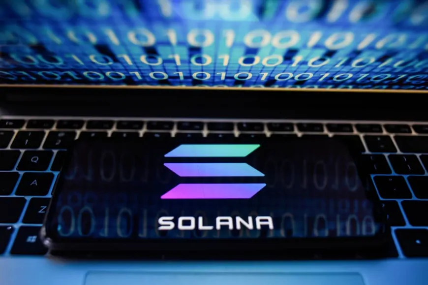 Solana Price Prediction: SOL Plunges 4% As This New Layer-2 Meme Coin Presale Races Towards $4 Million