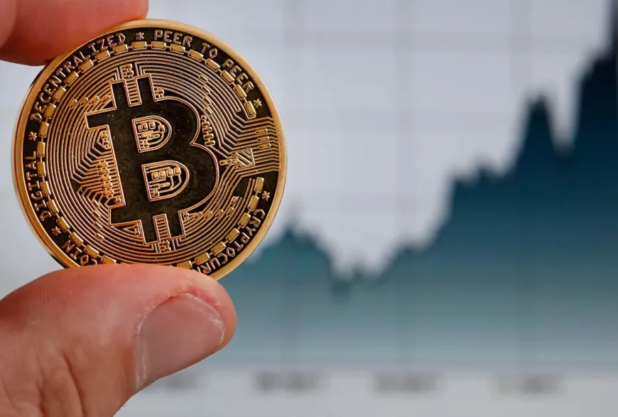 What Do Bitcoin Funding Rates Tell Us? Analytics Company Reveals Critical Level Where BTC Price Should Not Fall