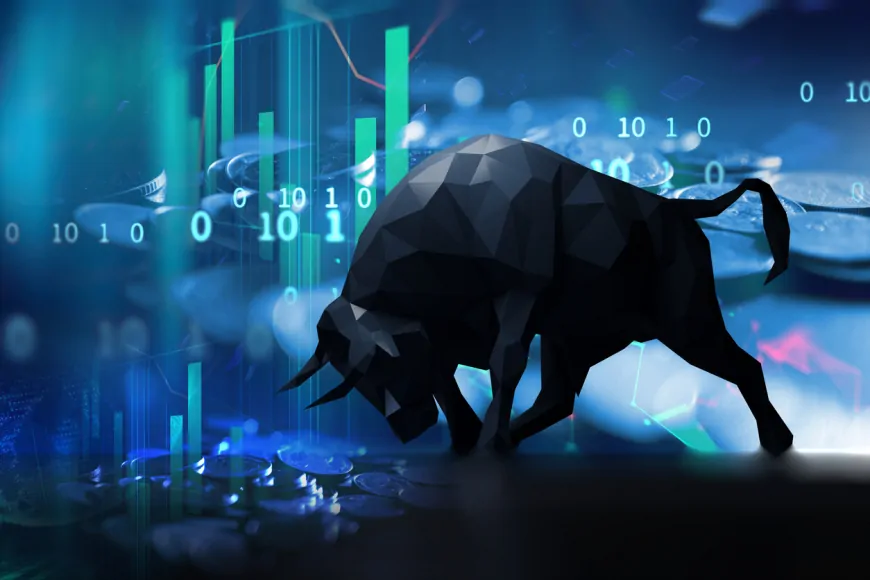 Crypto Analyst Predicts Extended Bull Run, Bitcoin and Ethereum Eye Record Highs