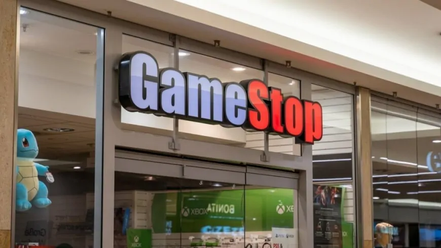 GameStop Buying Bitcoin Is A 'Hail Mary' From A Company With 'No Viable Business Plan': Peter Schiff